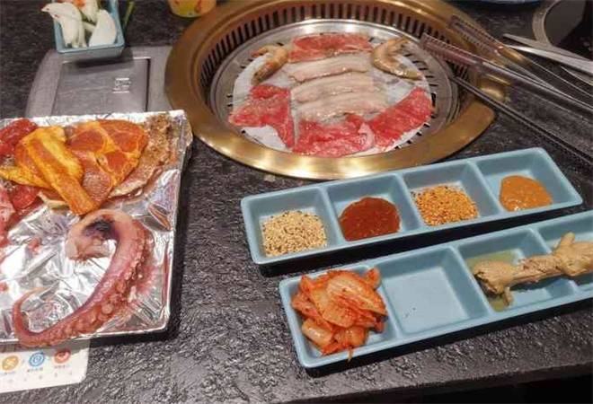 烤路里自助烤肉