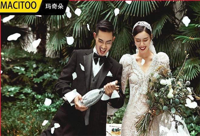 玛奇朵婚纱摄影