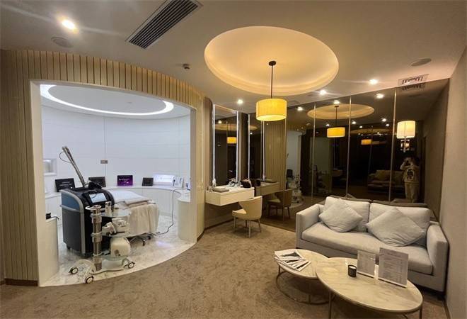 曼妮雅科技美容中心