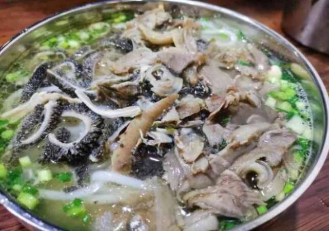 任德琼盐边羊肉米线