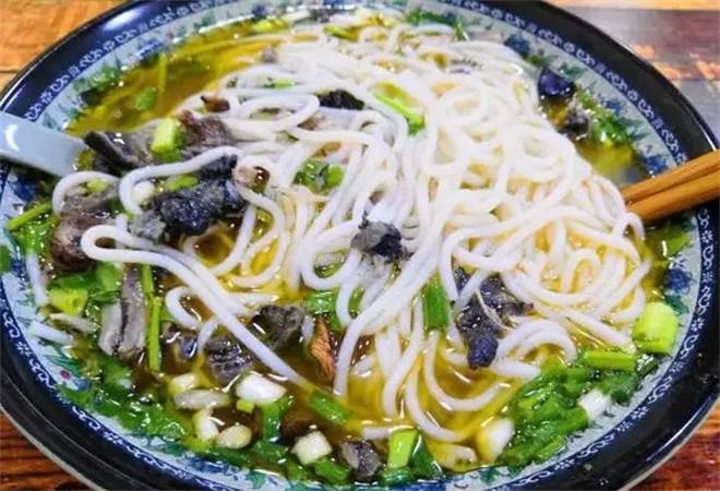 云县乌鸡米线