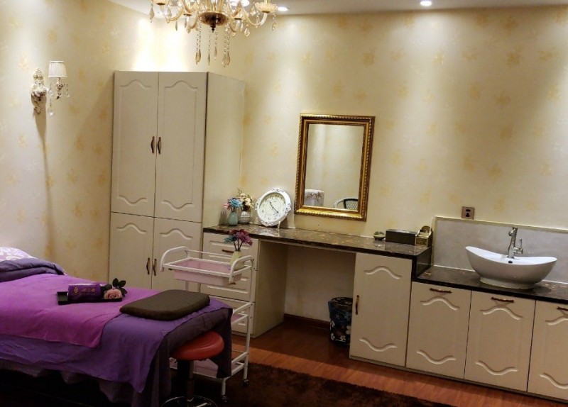 花之吻美容院加盟 花之吻美容院加盟