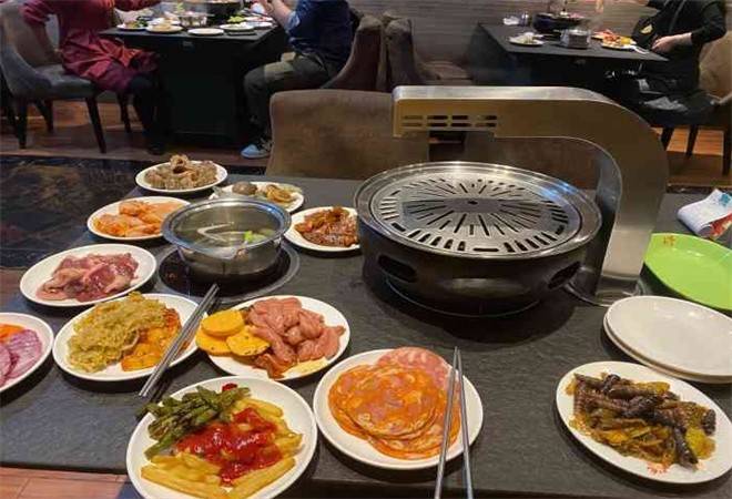 嘉力德自助炭火烤肉