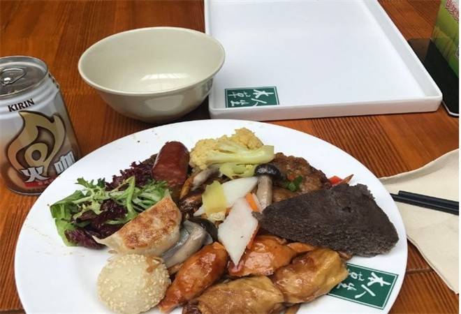 本草人生素食自助餐厅