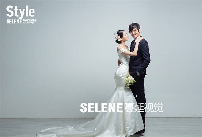 蔓延视觉婚纱摄影