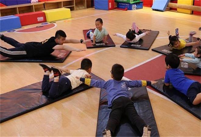 阿尔法青少年体适能