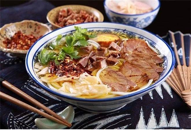 贵姑娘贵州羊肉粉