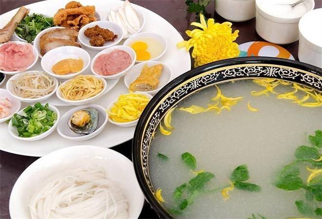 红鑫园菊花过桥米线