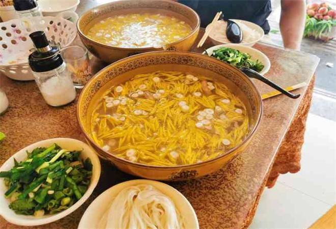 火烧房子菊花米线