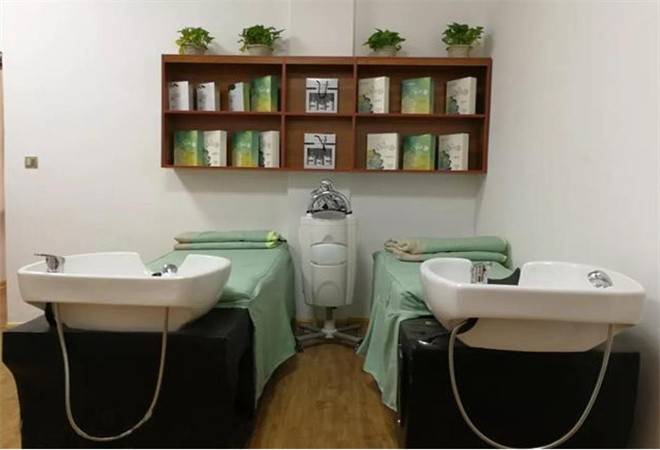 柏草荟生发养发馆