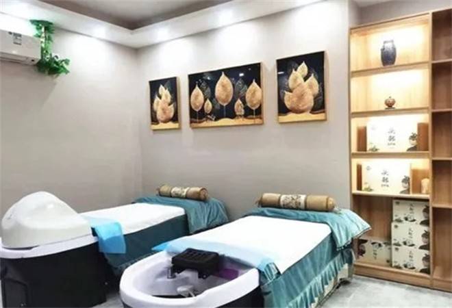 巴苗坊宫廷头疗