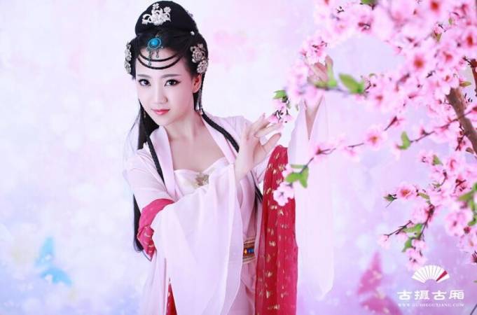 古摄古厢古装摄影