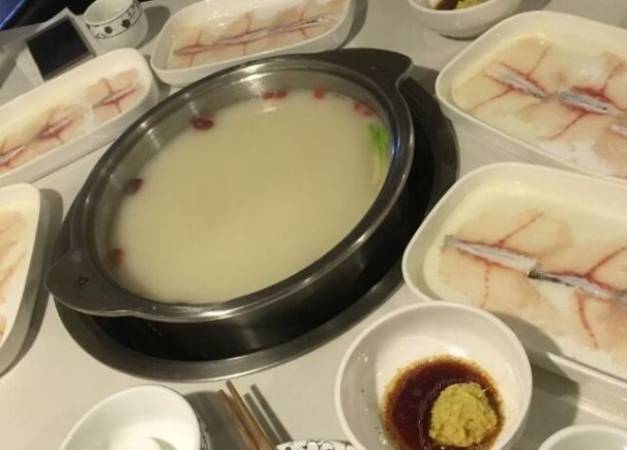高记生鱼火锅