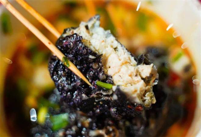 桥底小罗新派臭豆腐