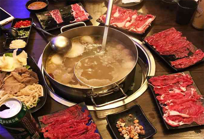 聚牛荟鲜牛肉火锅加盟 聚牛荟鲜牛肉火锅加盟