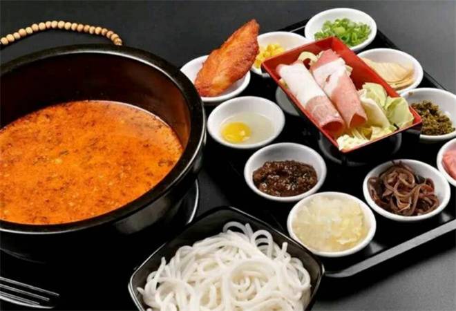 雲芝味云南过桥米线