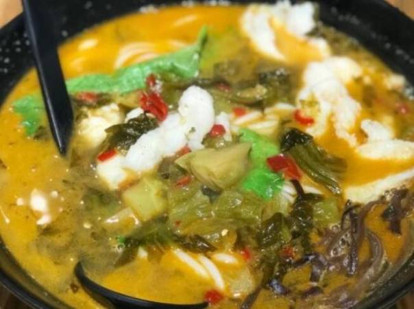 刘相府酸菜鱼米线