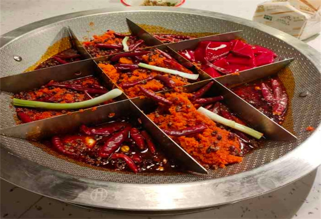 素芬九宮格火鍋加盟