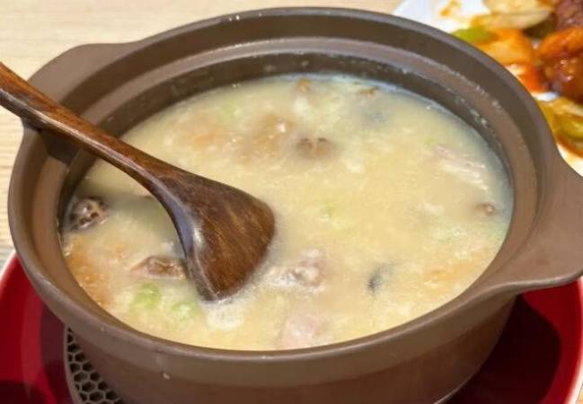 伟记潮汕砂锅粥