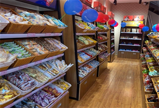 丫小妹零食店加盟
