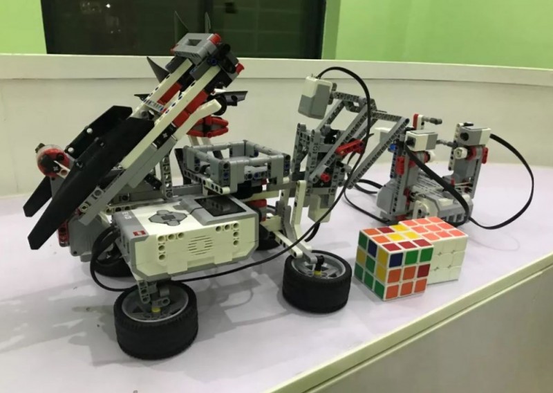 太敬機器人教育