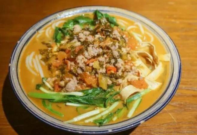 三千吼小锅米线