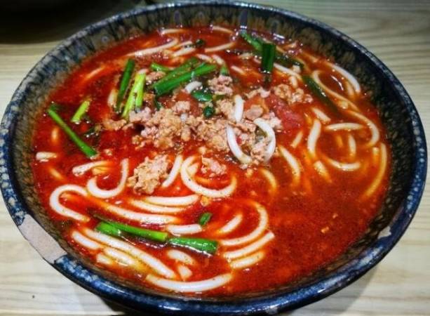 三千吼小锅米线