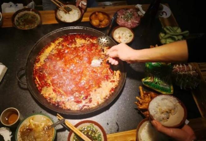 渝味响火锅