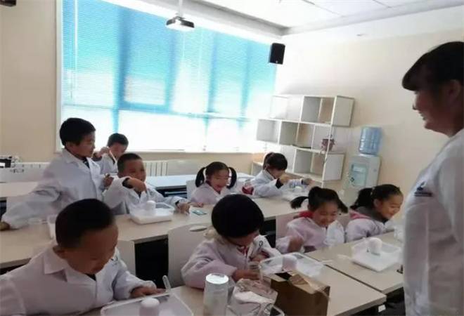 英泽科学教育实验室