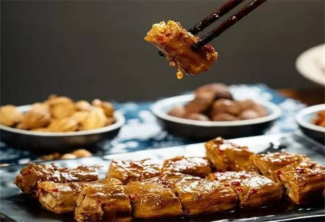 辣卤匠棒棒骨卤味烧烤