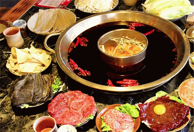 天辣十三張老火鍋加盟