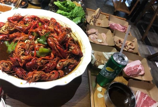 柒佰家火锅海鲜烤肉