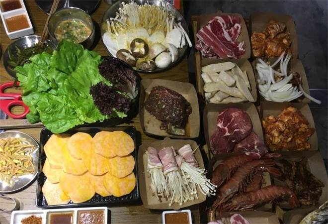 柒佰家火锅海鲜烤肉