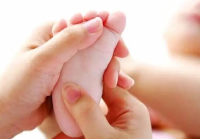 张寄青小儿推拿