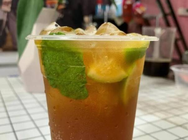 乐和茶手打柠檬茶