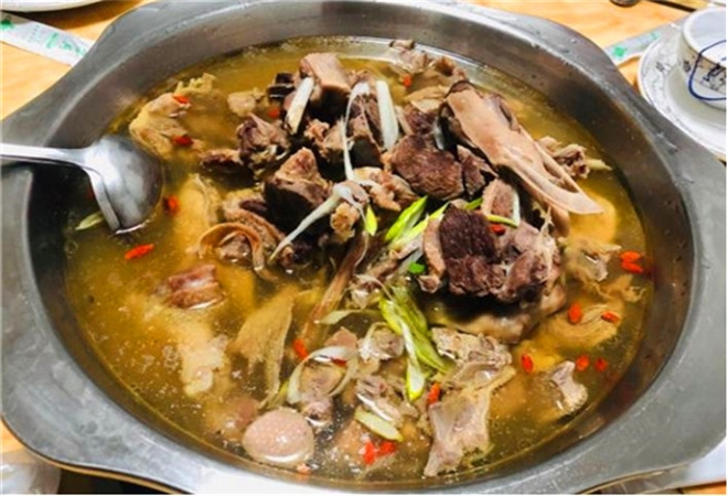 苗王湯館 苗王湯館