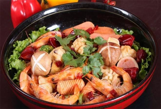 爱辣吻麻辣香锅