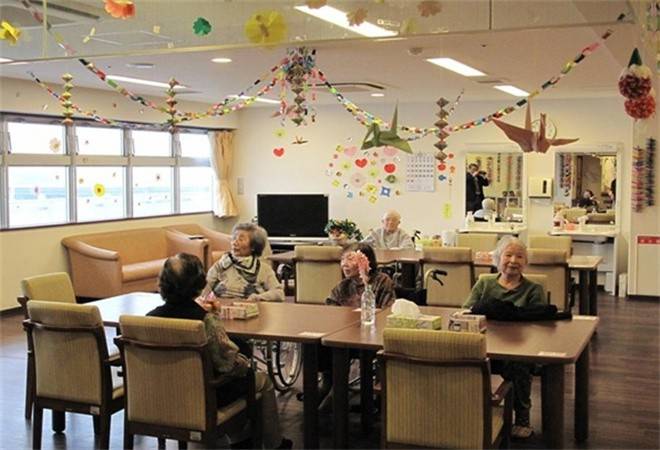 康乐年华养老院