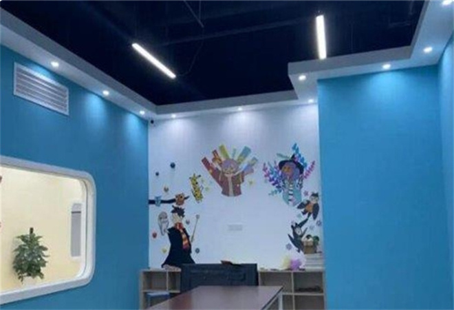 七彩云朵艺术中心加盟