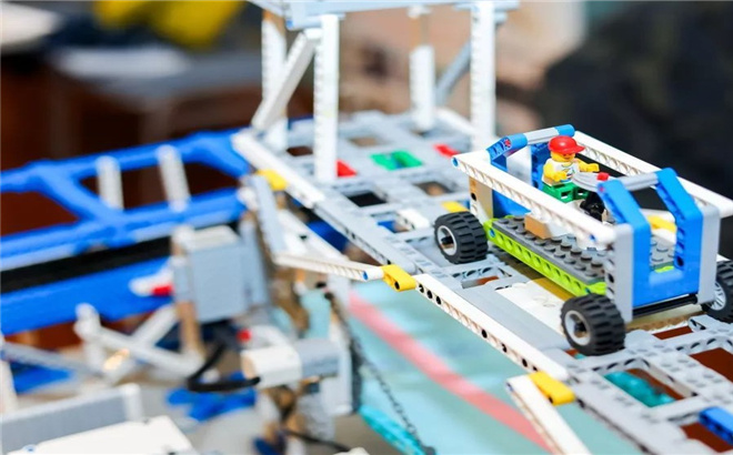 青少年機器人培訓