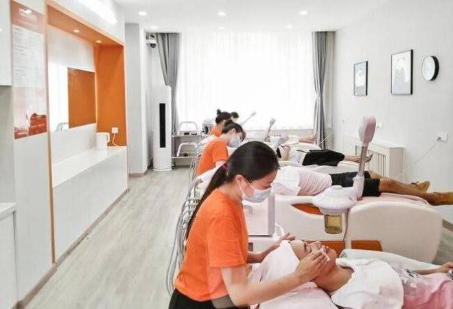 颜植拾光洗脸吧