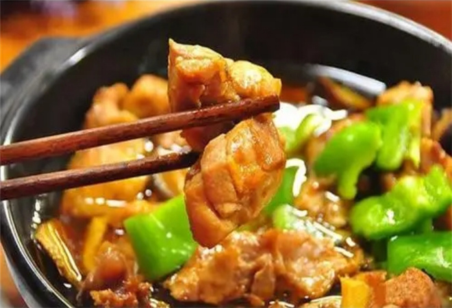 門三公黃燜雞米飯加盟