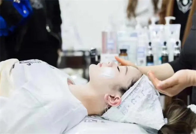 科泊詩皮膚管理