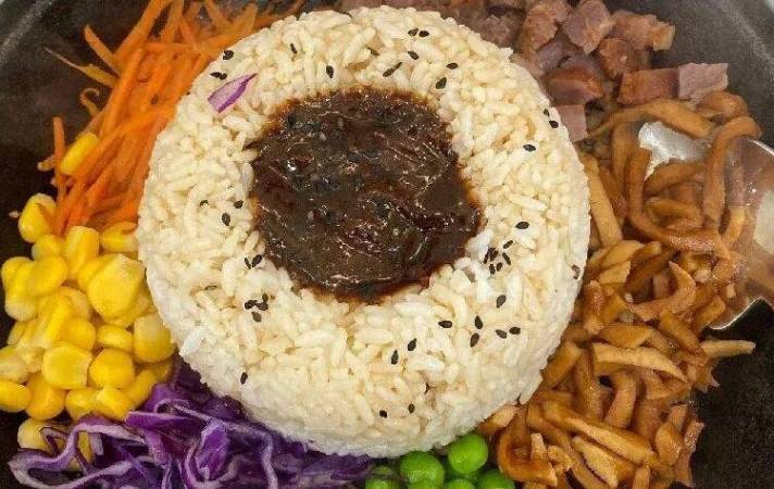 焦本味铁板焦饭