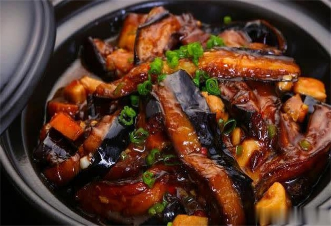 膠東心心茄燜魚米飯加盟