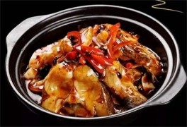 胶东心心茄焖鱼米饭