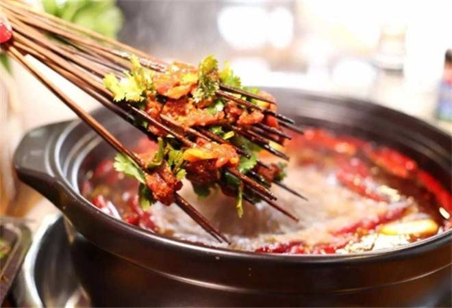 杨小帅砂锅串串