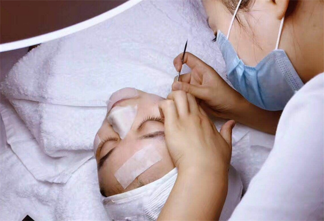 愛辰皮膚管理加盟