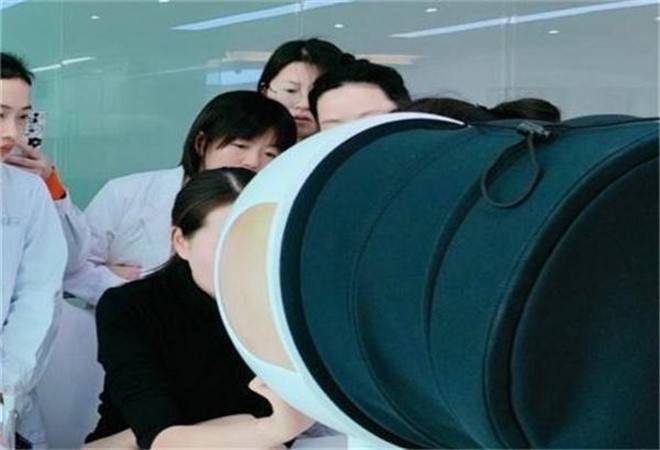 赫黎诗皮肤管理