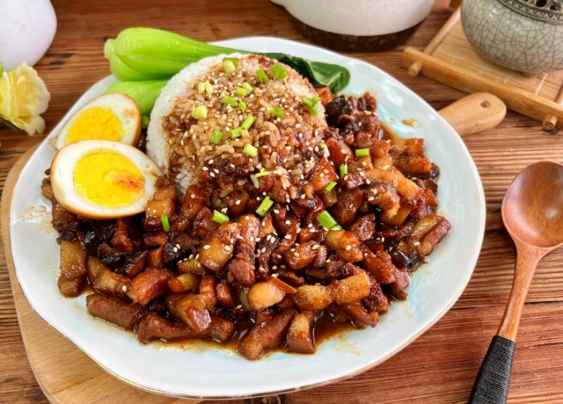 米夫羅臺(tái)灣鹵肉飯加盟